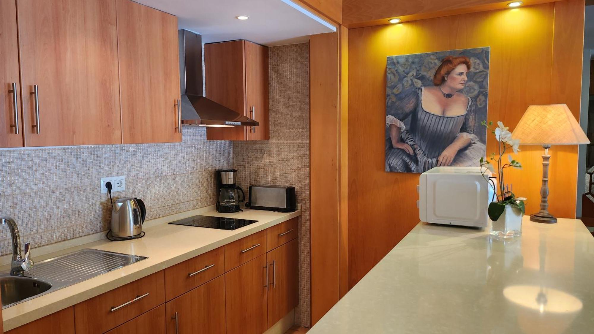 R1357 Balcon De Europa Apartment เนร์คา ภายนอก รูปภาพ