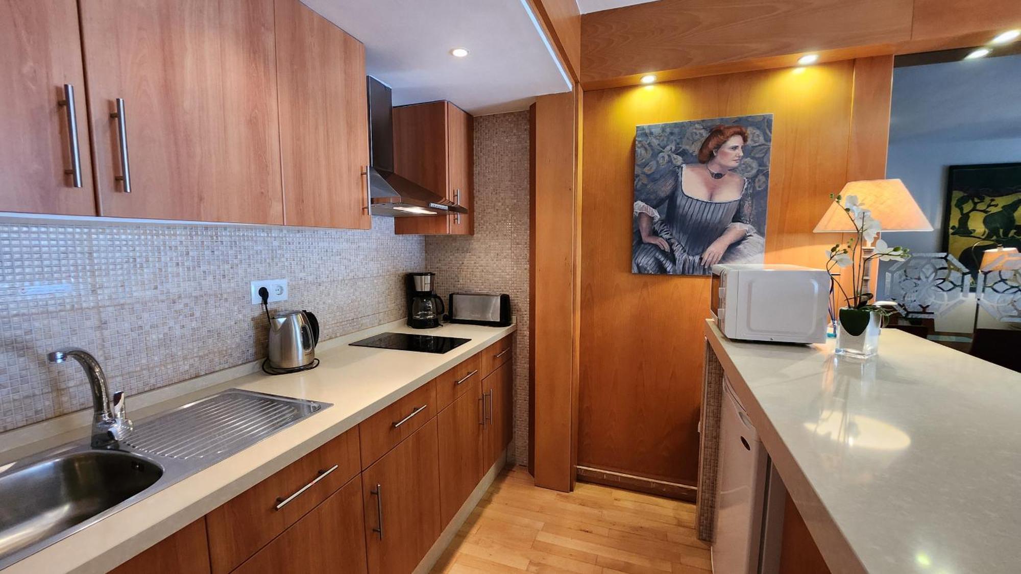 R1357 Balcon De Europa Apartment เนร์คา ภายนอก รูปภาพ